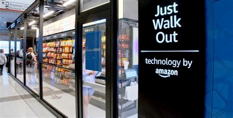 Lab-Potcher convenience store|Amazon Reimagines Retail With Just Walk Out Tech.